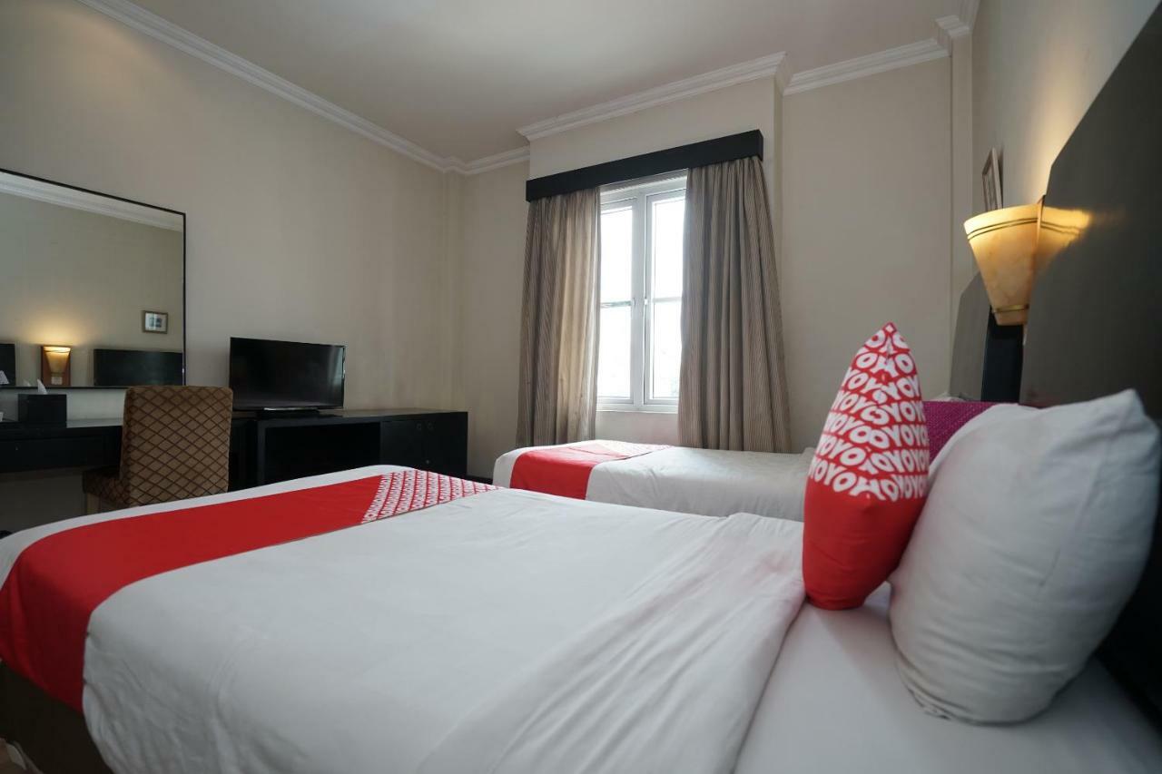 Capital O 1128 Imara Hotel 2*
