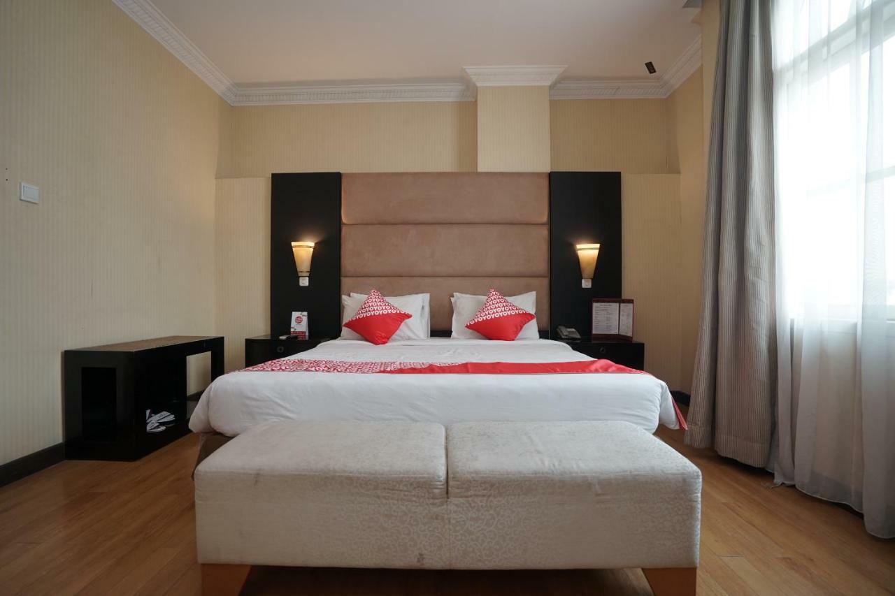 Hotel Capital O 1128 Imara Palembang