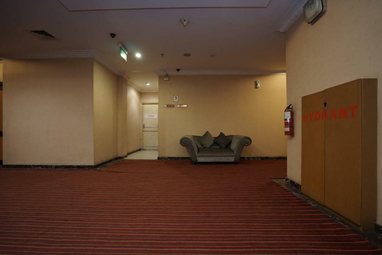 Hotel Capital O 1128 Imara Palembang